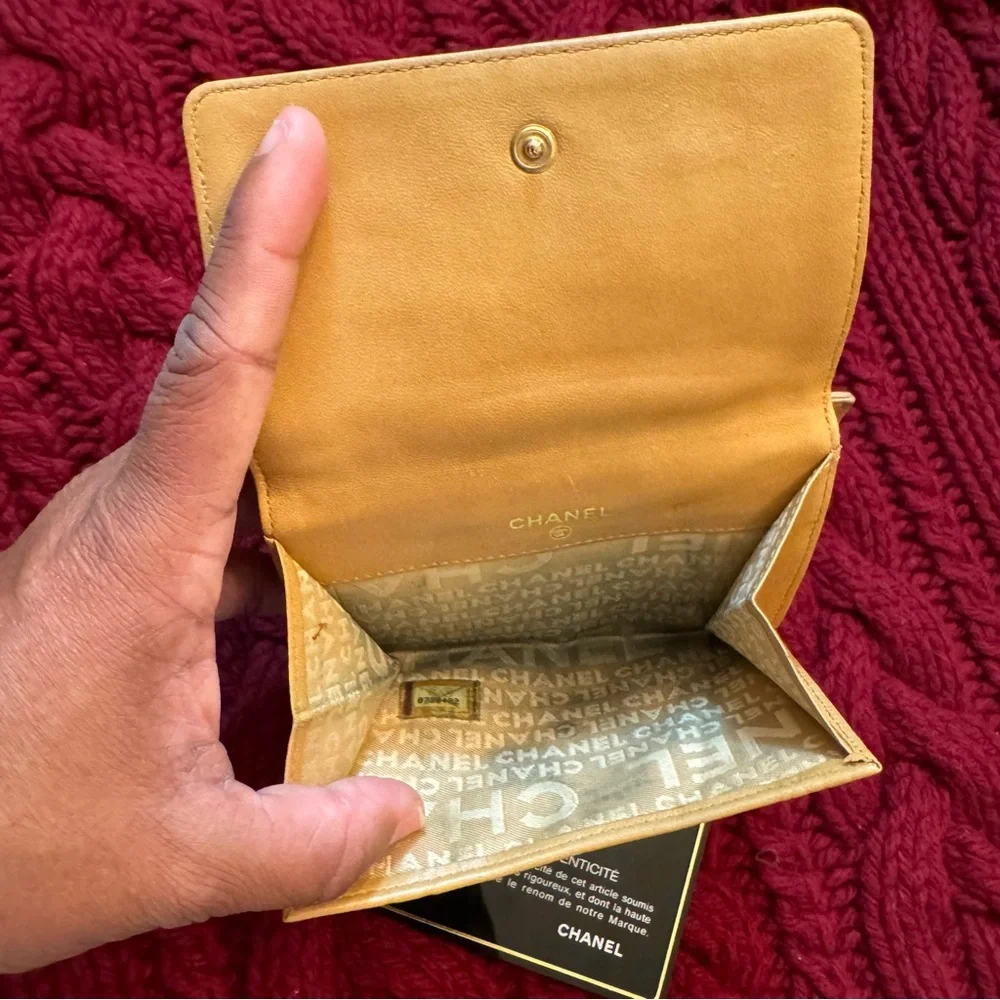 Authentic Chanel Icon Line Leather Wallet - Picture 8 of 8